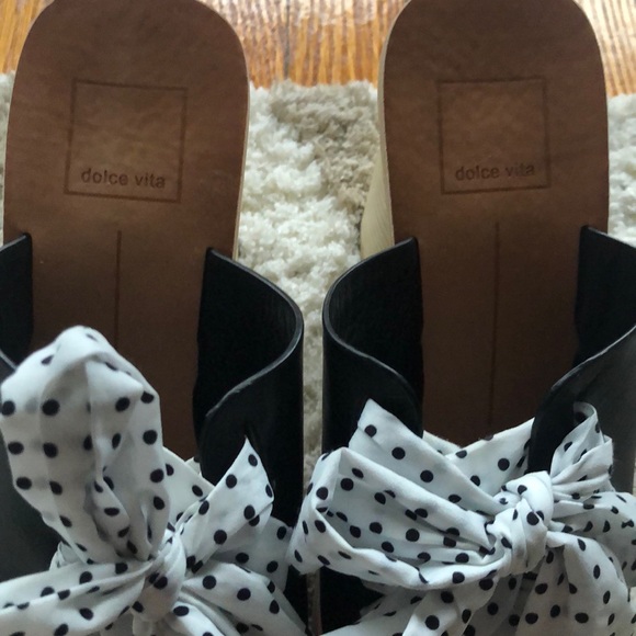 Dolce Vita Black Polka Dot Amber Sandal, Size 7.5 - Picture 7 of 8